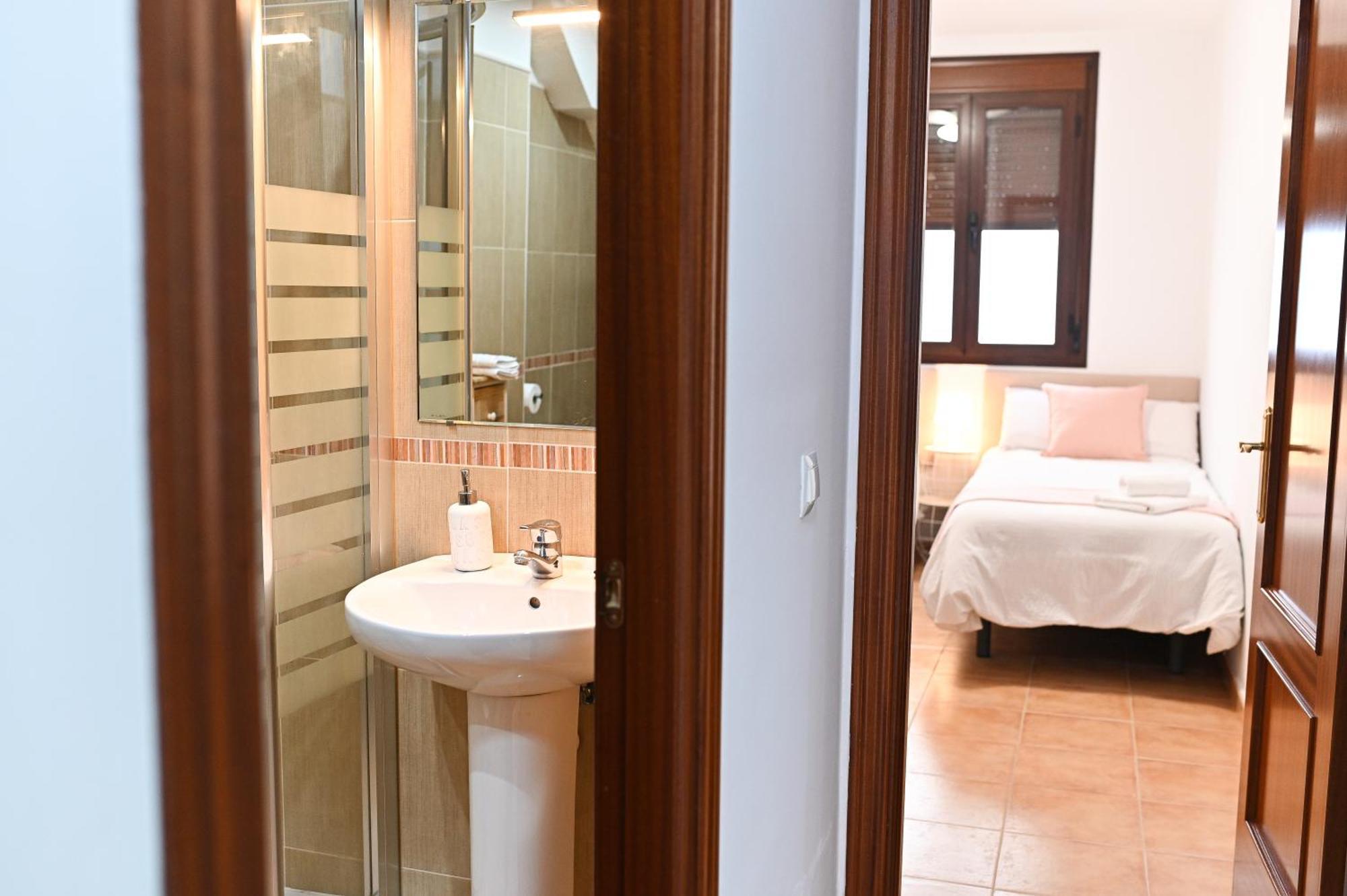 M&M Apartment รอนดา ภายนอก รูปภาพ