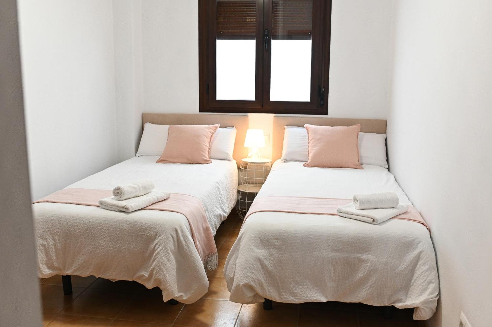 M&M Apartment รอนดา ภายนอก รูปภาพ